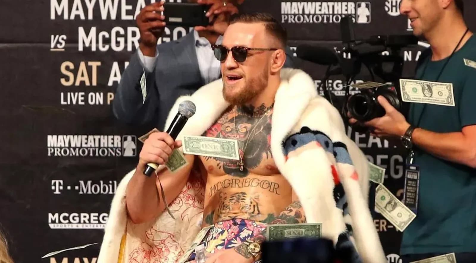 Conor McGregor guadagnerà 100 milioni di dollari per il suo ritorno UFC: la stessa cifra del match contro Floyd Mayweather