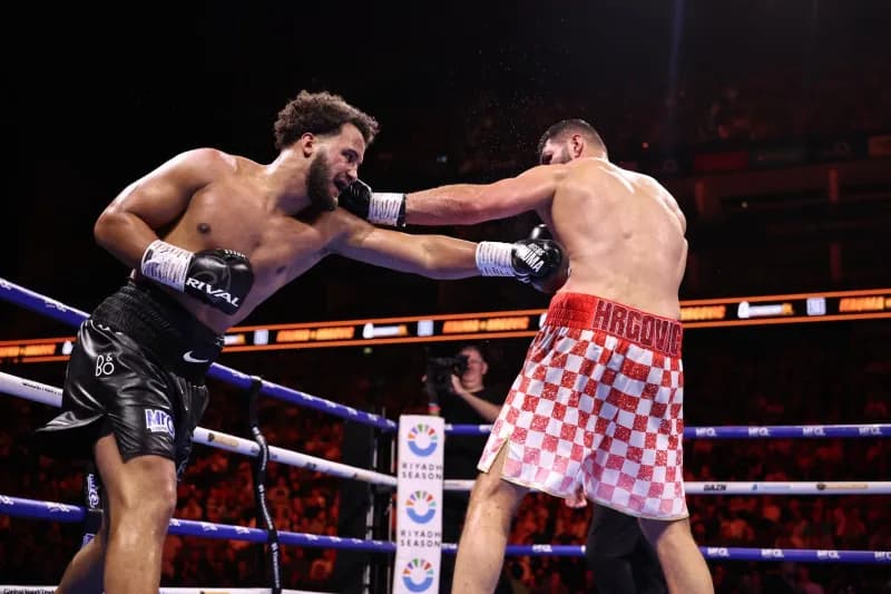'Moses Itauma is only a three-round fighter,' says former world champion