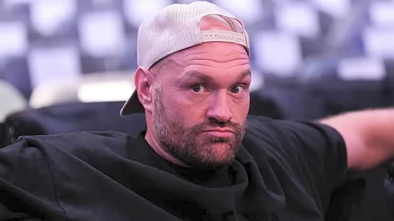 Tyson Fury Claims Eddie Hearn and Anthony Joshua Are Putting Mega Bout in Jeopardy