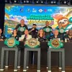 Round 12 con Mauricio Sulaimán 12: Guantes rosas, educación y el mes más espectacular del boxeo.