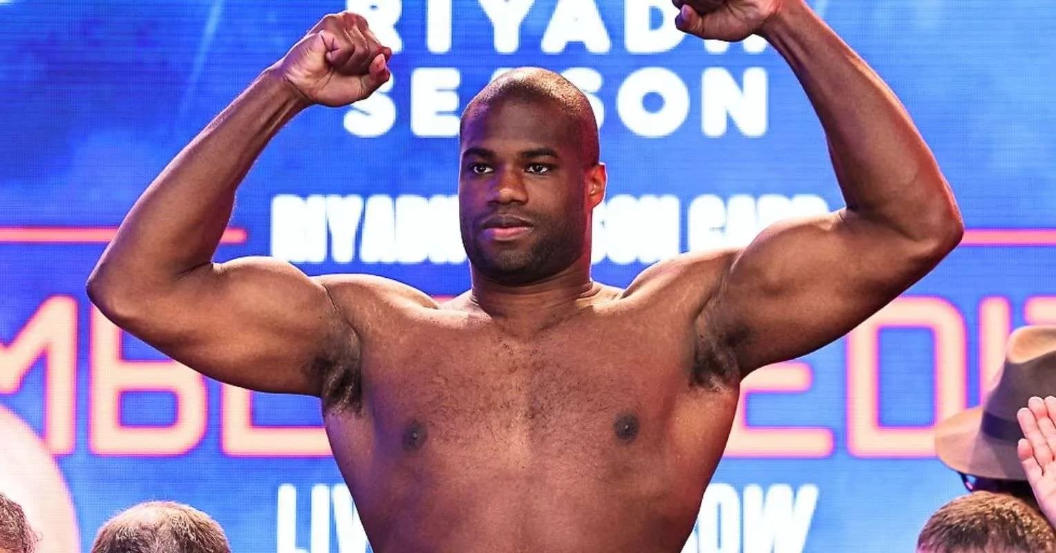 Johnny Nelson says Daniel Dubois beats all heavyweights except one