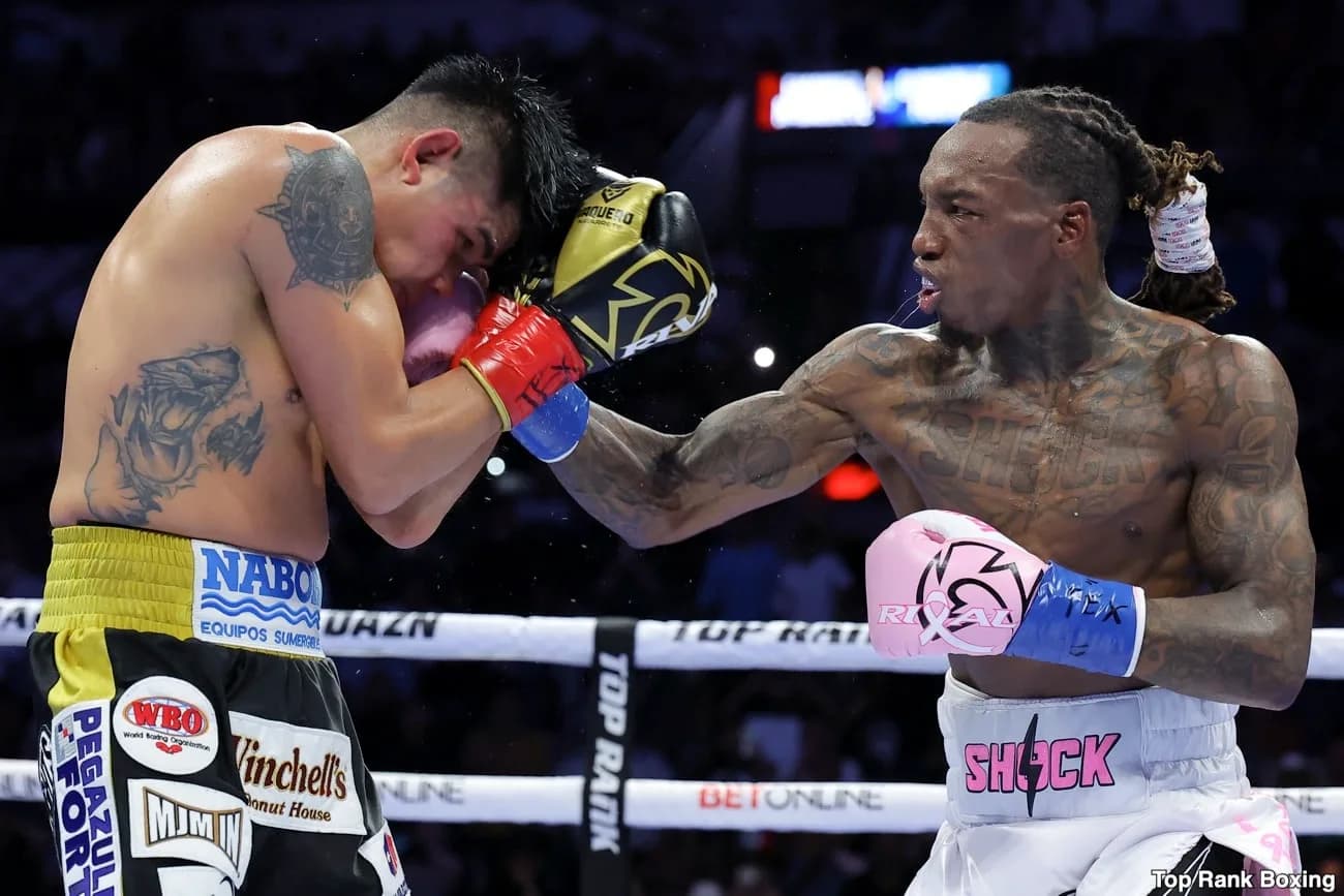 OShaquie Foster Shows His Brilliance Against Emanuel Navarrete