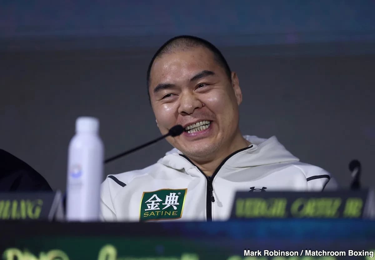 Zhilei Zhang Sfida Derek Chisora: "Voglio Colpirti!"