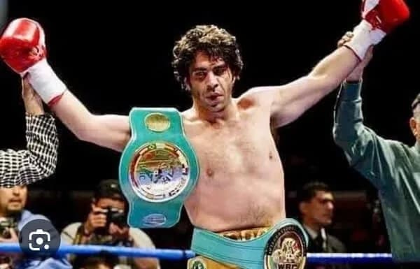 Jorge Kahwagi: First Influencer And Businessman To Enter Boxing Passes