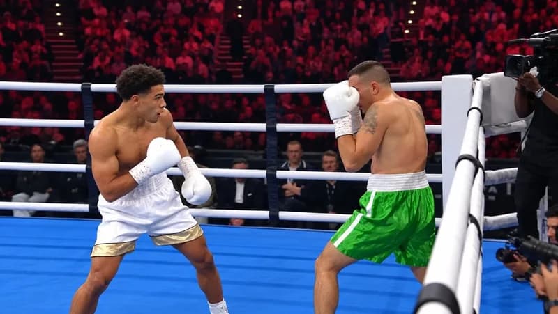 Odel Kamara Stops Ritzakis But Looks Raw