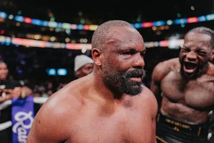 Derek Chisora claims BBBoC resistance to comeback but Robert Smith tells different story