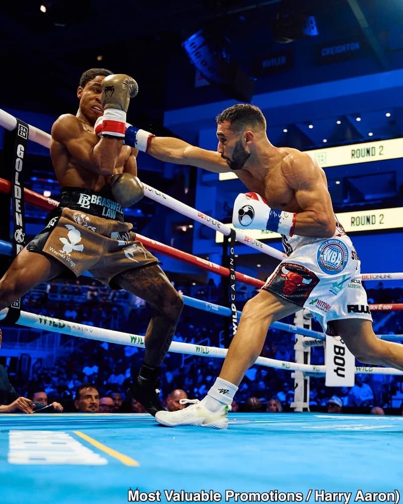 Tim Bradley Picks Abdullah Mason To Beat Schofield