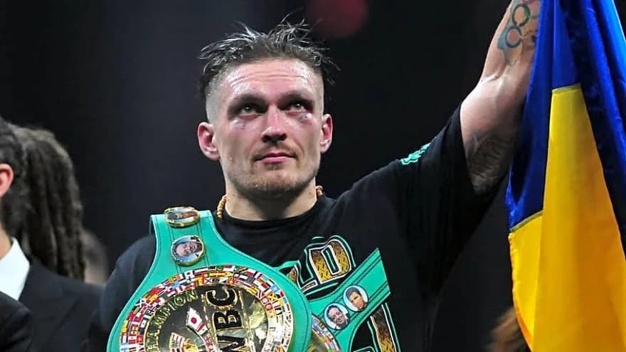 Oleksandr Usyk Reportedly Targeting Two Blockbuster Opponents for His 'Last Dance'