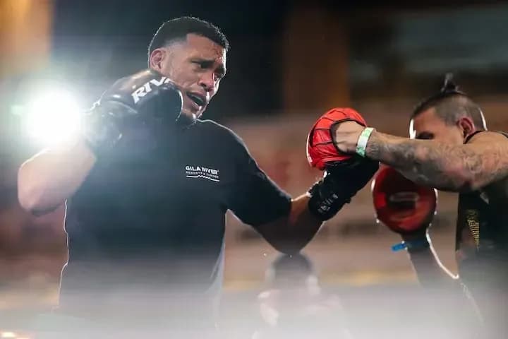 David Benavidez says Oleksandr Usyk has been 'spoken to' about a fight